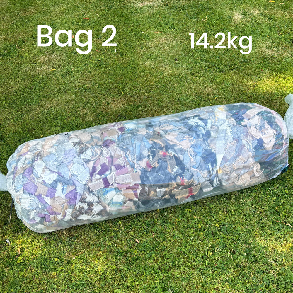 STOCK CLEARANCE - 10-15kg Bulk Wool Blanket Selvedge Yarn Bags