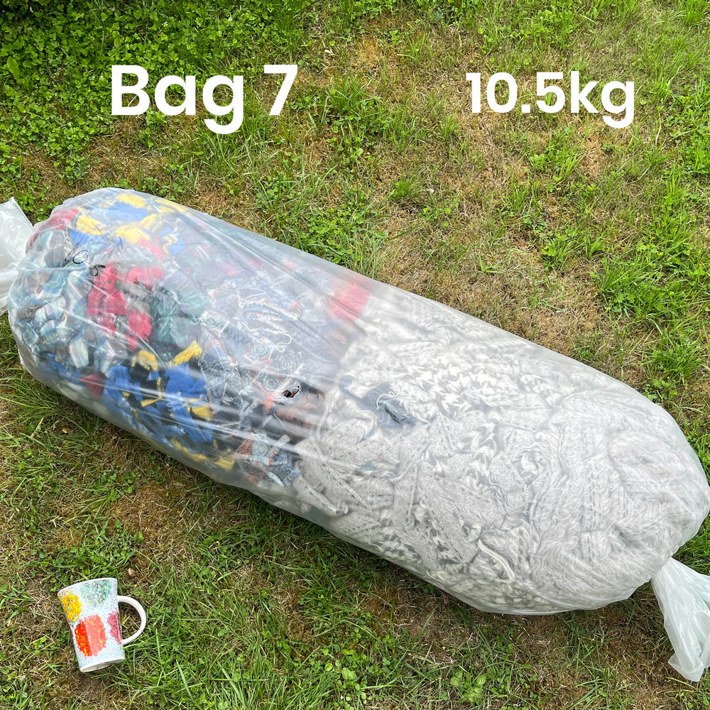 STOCK CLEARANCE - 10-15kg Bulk Wool Blanket Selvedge Yarn Bags