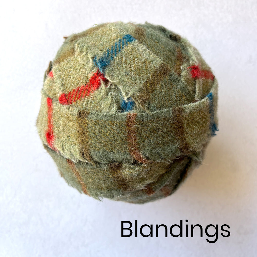 STOCK CLEARANCE - 100% Wool Blanket Yarn - Grab Yourself a Bargain!