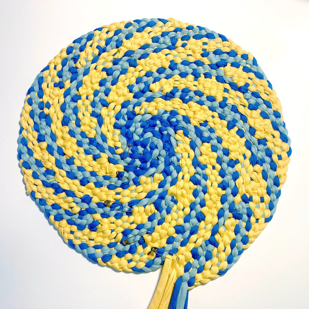 Braid-in Rag Rug Making with T-shirt Yarn