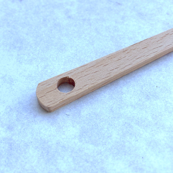 Toothbrush Rug Needle for Amish Knot Rag Rugs - Nälbinding Tool