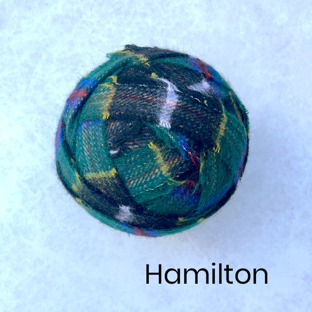 STOCK CLEARANCE - 100% Wool Blanket Yarn - Grab Yourself a Bargain!
