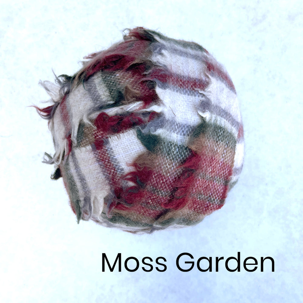STOCK CLEARANCE - 100% Wool Blanket Yarn - Grab Yourself a Bargain!