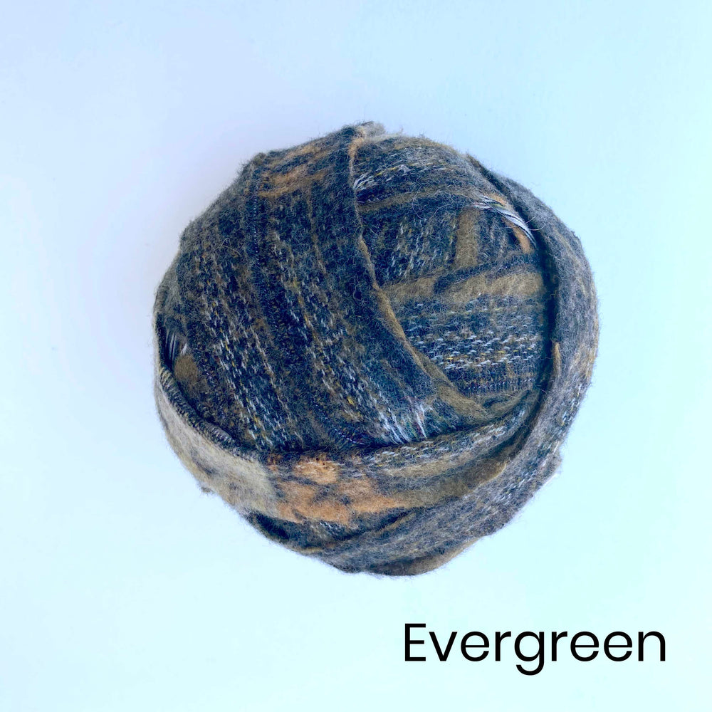 STOCK CLEARANCE - 100% Wool Blanket Yarn - Grab Yourself a Bargain!
