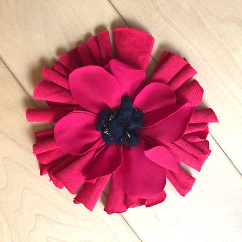 Ragged Life Hemmed hessian to make five rag rug flowers 10 holes per inch (10HPI)