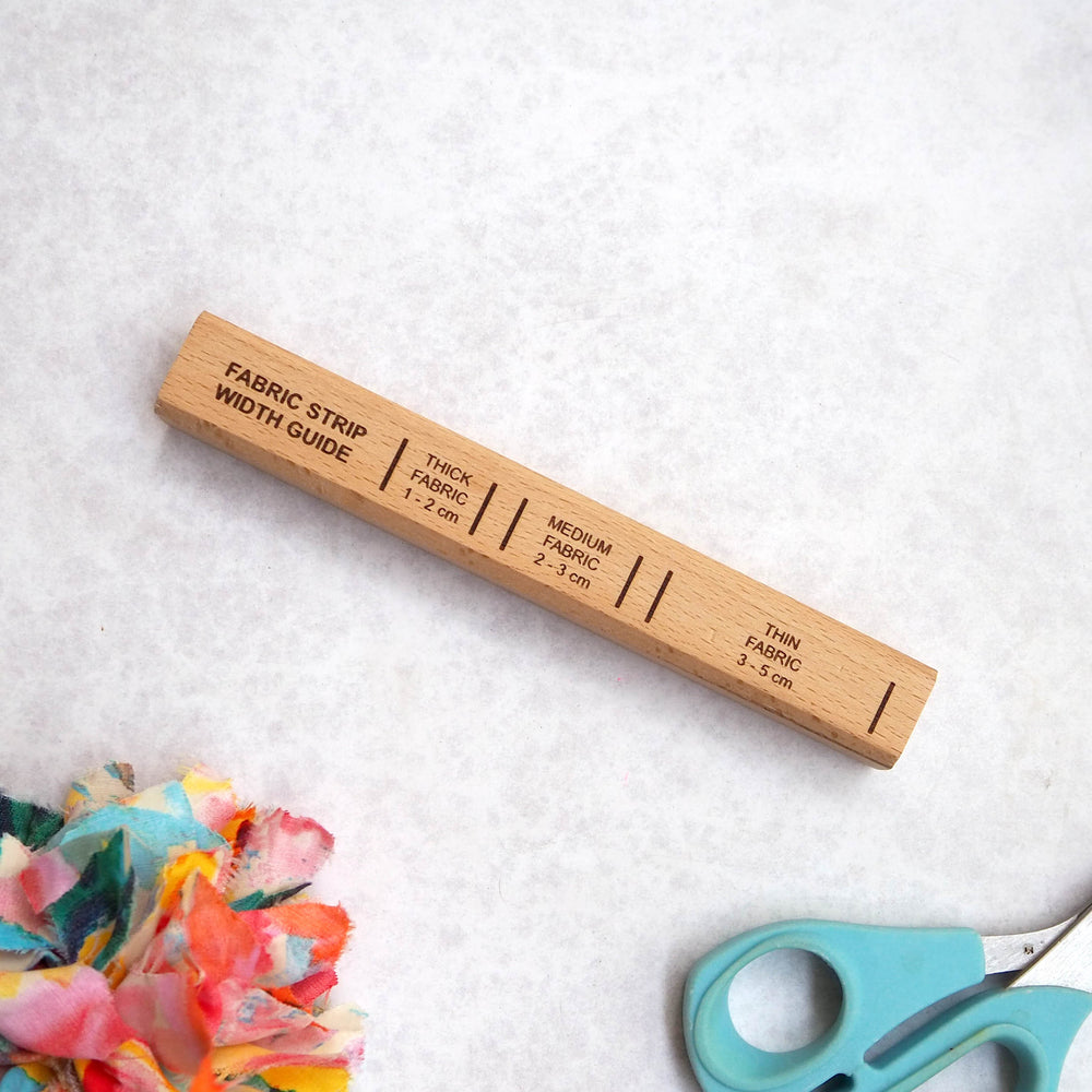 Wooden Rag Rug Gauge | Perfect for Rug Making | Time-saving Tool