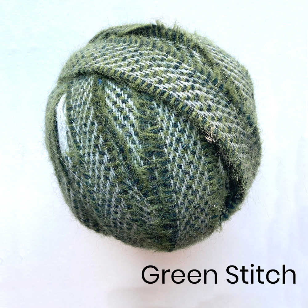 STOCK CLEARANCE - 100% Wool Blanket Yarn - Grab Yourself a Bargain!