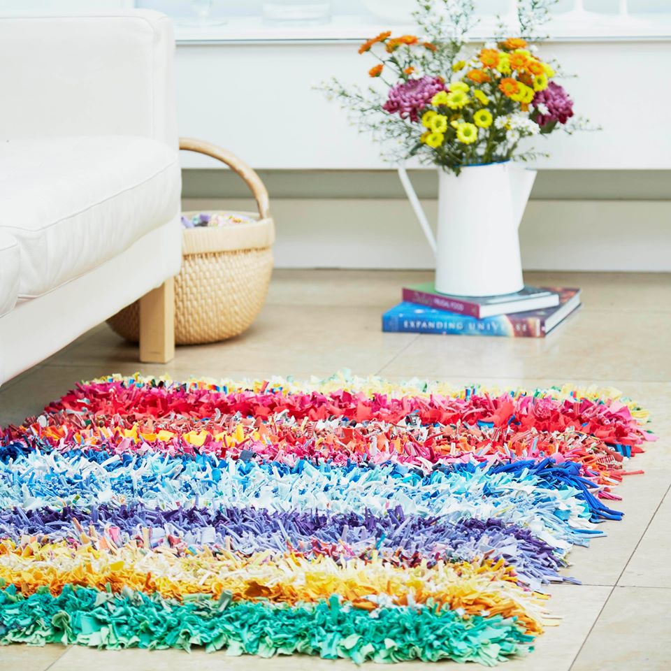 Medium Hemmed Rug Hessian - 100 x 60cm