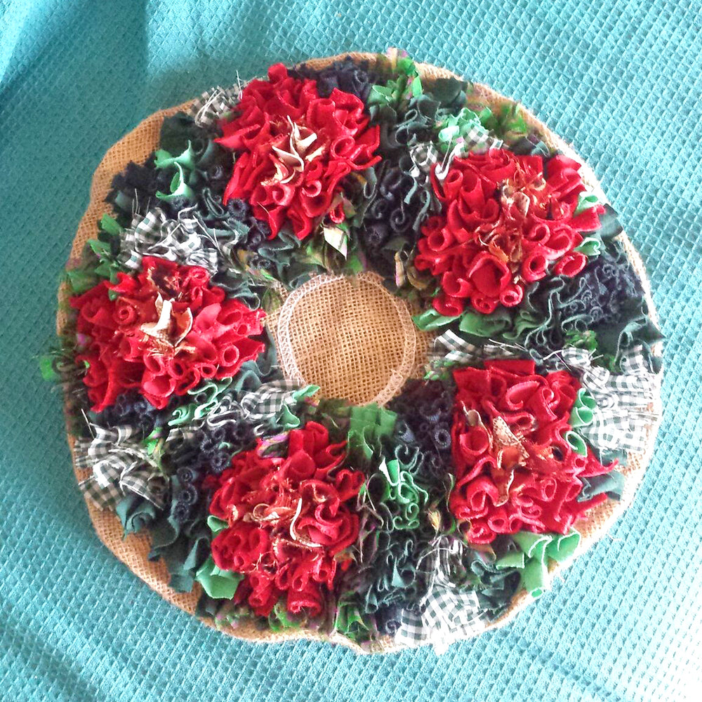 Unassembled Rag Rug Christmas Wreath on Hessian Made using a rag rug spring tool